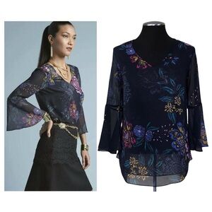 CAbi | Olivia Floral Bell Sleeve Blouse